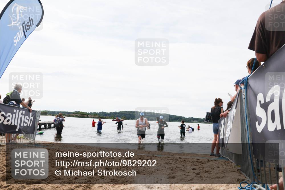 21.06.2026 - Viking Triathlon Michael Strokosch http://msf.ph/oto/9829202 21.06.2026 10:55:19 Schwimmen 305, 344, 566 meine-sportfotos.de