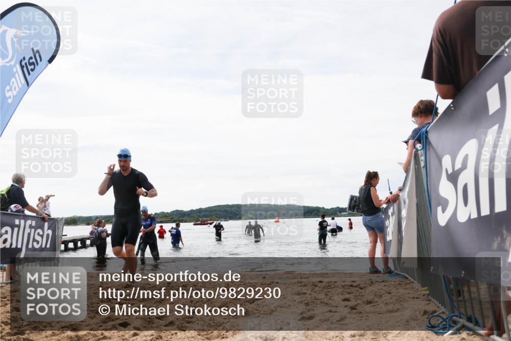 21.06.2026 - Viking Triathlon Michael Strokosch http://msf.ph/oto/9829230 21.06.2026 10:55:28 Schwimmen 305, 344, 561 meine-sportfotos.de