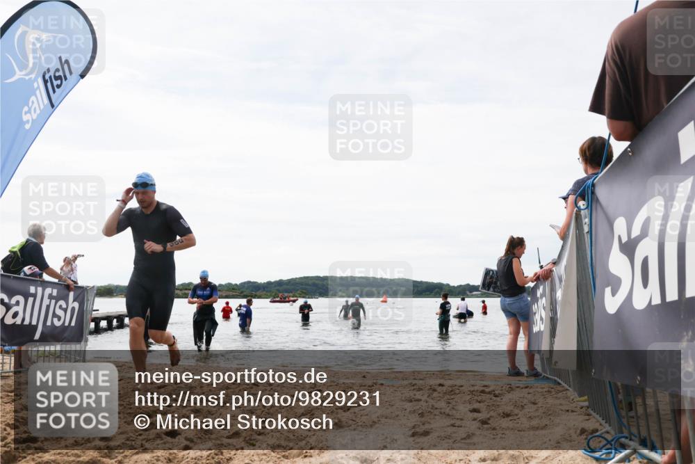 21.06.2026 - Viking Triathlon Michael Strokosch http://msf.ph/oto/9829231 21.06.2026 10:55:28 Schwimmen 305, 344, 561 meine-sportfotos.de