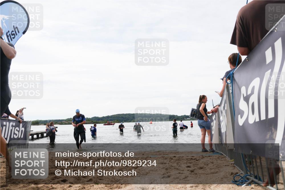 21.06.2026 - Viking Triathlon Michael Strokosch http://msf.ph/oto/9829234 21.06.2026 10:55:29 Schwimmen 305, 344, 561 meine-sportfotos.de