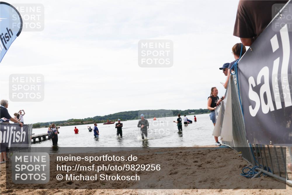21.06.2026 - Viking Triathlon Michael Strokosch http://msf.ph/oto/9829256 21.06.2026 10:55:37 Schwimmen 81, 417, 561 meine-sportfotos.de