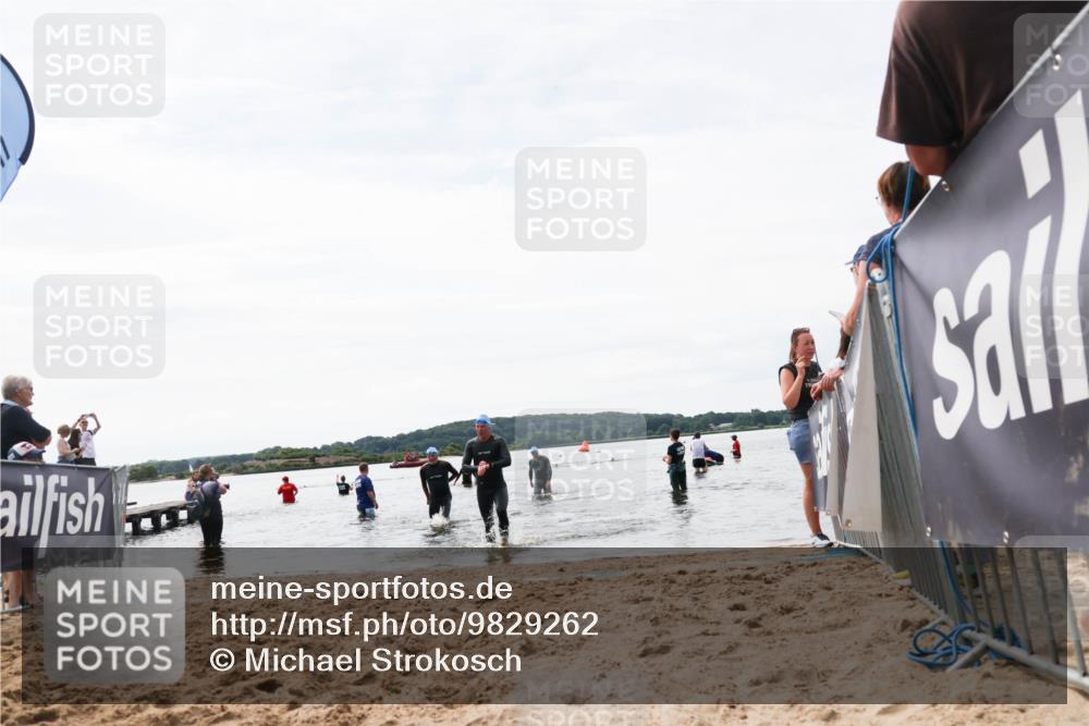 21.06.2026 - Viking Triathlon Michael Strokosch http://msf.ph/oto/9829262 21.06.2026 10:55:39 Schwimmen 81, 417 meine-sportfotos.de