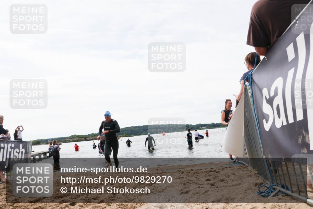 21.06.2026 - Viking Triathlon Michael Strokosch http://msf.ph/oto/9829270 21.06.2026 10:55:41 Schwimmen 81, 417 meine-sportfotos.de