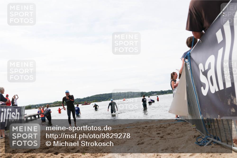 21.06.2026 - Viking Triathlon Michael Strokosch http://msf.ph/oto/9829278 21.06.2026 10:55:44 Schwimmen 77, 81, 417 meine-sportfotos.de
