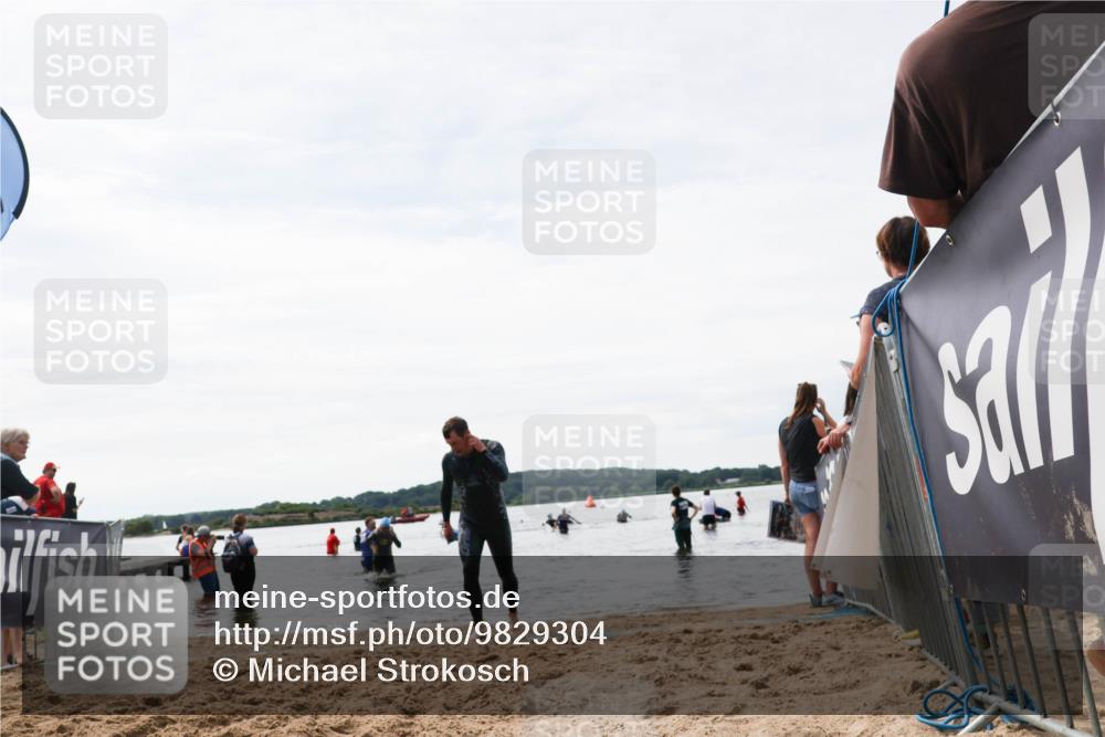 21.06.2026 - Viking Triathlon Michael Strokosch http://msf.ph/oto/9829304 21.06.2026 10:55:53 Schwimmen 77, 264 meine-sportfotos.de