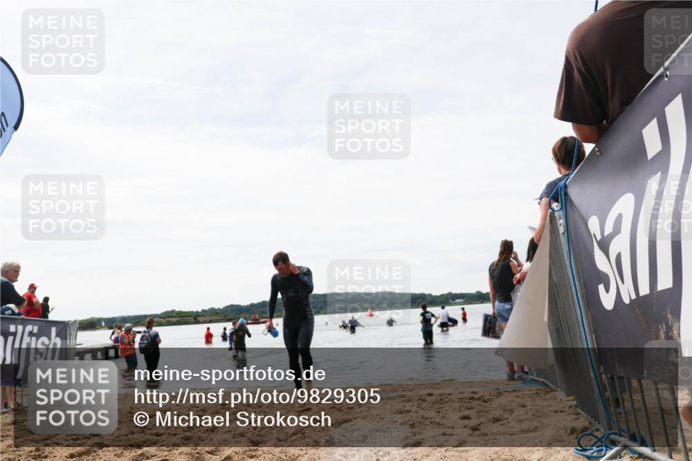 21.06.2026 - Viking Triathlon Michael Strokosch http://msf.ph/oto/9829305 21.06.2026 10:55:54 Schwimmen 77, 264 meine-sportfotos.de