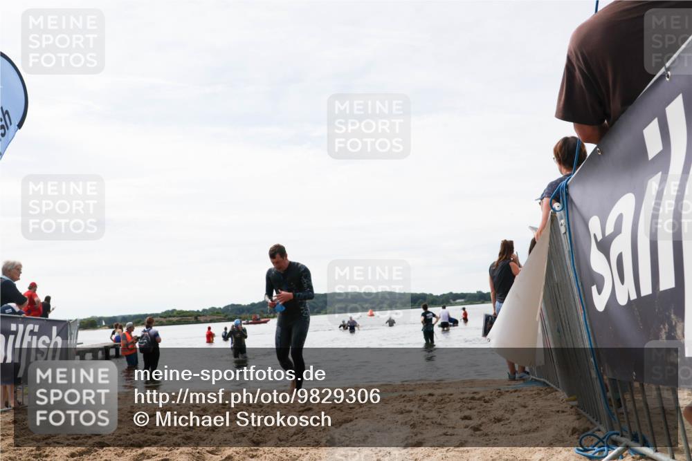21.06.2026 - Viking Triathlon Michael Strokosch http://msf.ph/oto/9829306 21.06.2026 10:55:54 Schwimmen 77, 264 meine-sportfotos.de