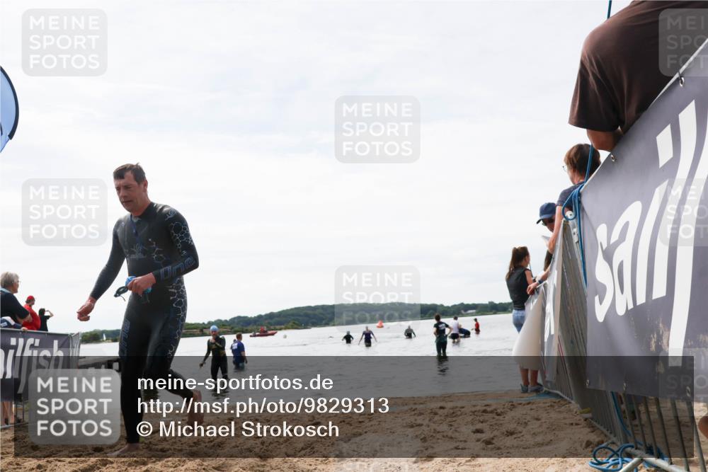 21.06.2026 - Viking Triathlon Michael Strokosch http://msf.ph/oto/9829313 21.06.2026 10:55:56 Schwimmen 77, 264 meine-sportfotos.de