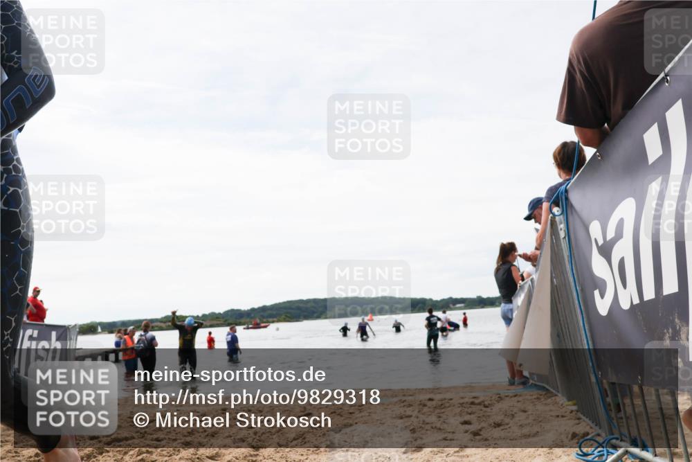 21.06.2026 - Viking Triathlon Michael Strokosch http://msf.ph/oto/9829318 21.06.2026 10:55:58 Schwimmen 77, 264 meine-sportfotos.de