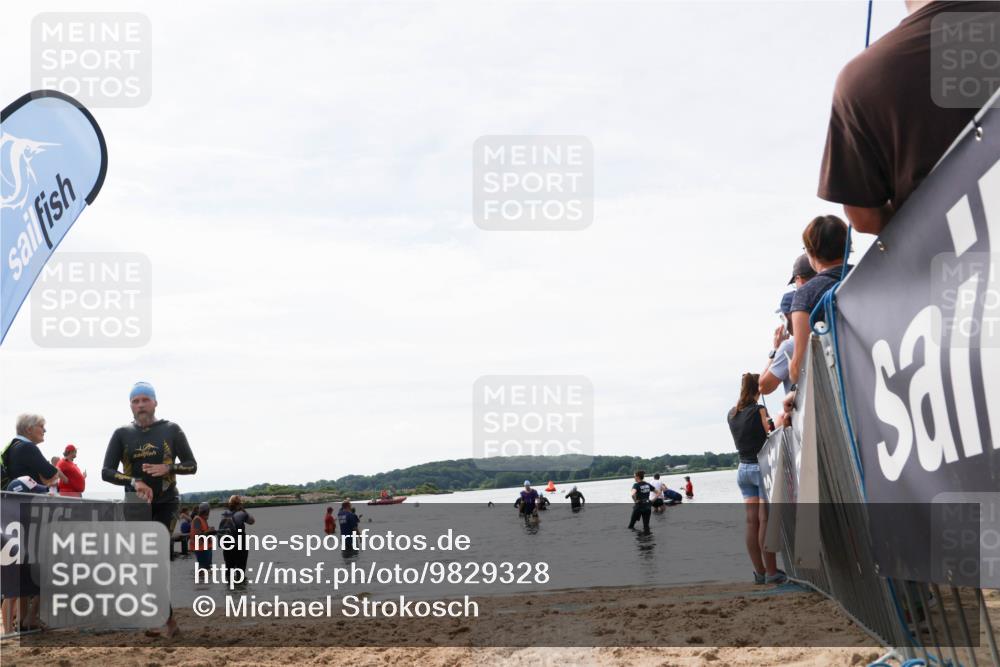 21.06.2026 - Viking Triathlon Michael Strokosch http://msf.ph/oto/9829328 21.06.2026 10:56:01 Schwimmen 264 meine-sportfotos.de