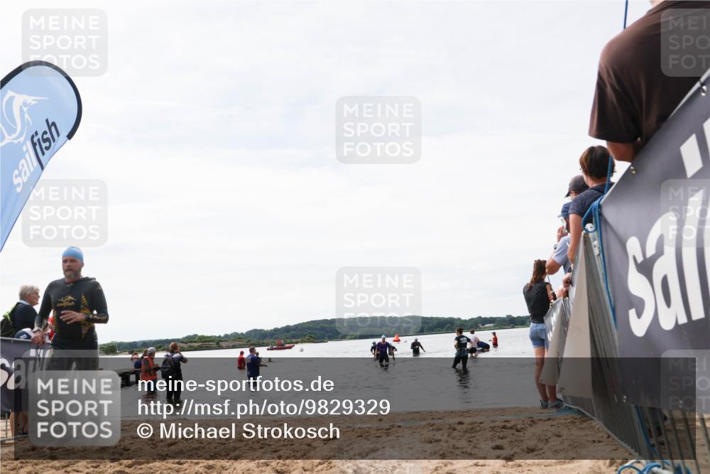 21.06.2026 - Viking Triathlon Michael Strokosch http://msf.ph/oto/9829329 21.06.2026 10:56:02 Schwimmen 264 meine-sportfotos.de