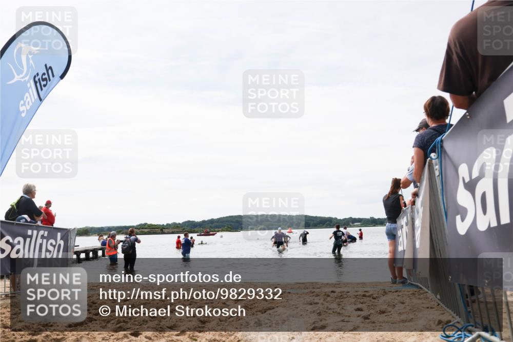 21.06.2026 - Viking Triathlon Michael Strokosch http://msf.ph/oto/9829332 21.06.2026 10:56:03 Schwimmen 264 meine-sportfotos.de