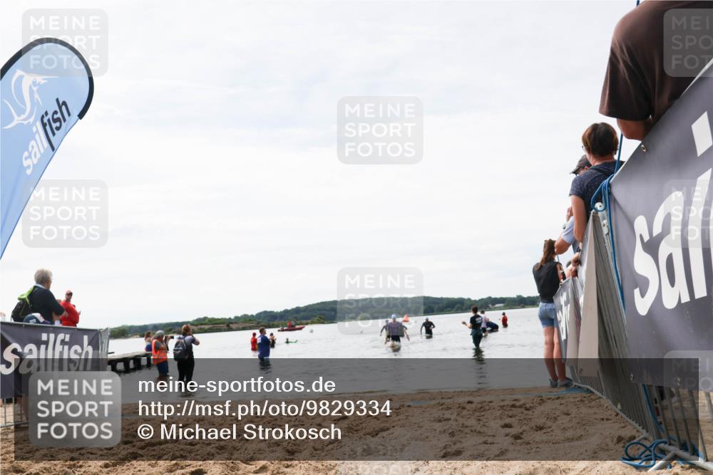 21.06.2026 - Viking Triathlon Michael Strokosch http://msf.ph/oto/9829334 21.06.2026 10:56:03 Schwimmen 264 meine-sportfotos.de