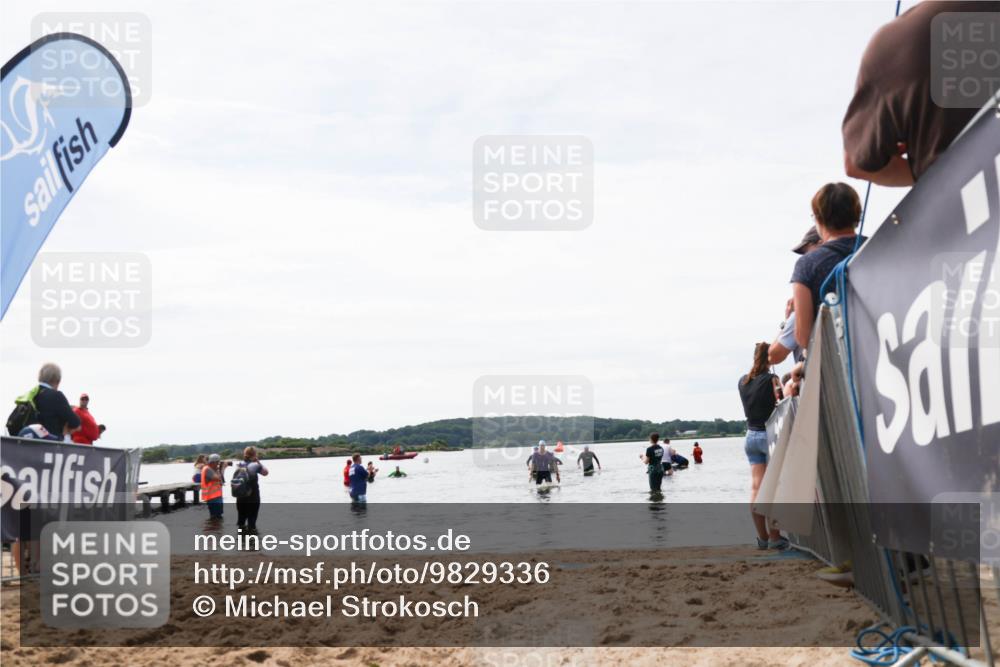 21.06.2026 - Viking Triathlon Michael Strokosch http://msf.ph/oto/9829336 21.06.2026 10:56:04 Schwimmen 264 meine-sportfotos.de