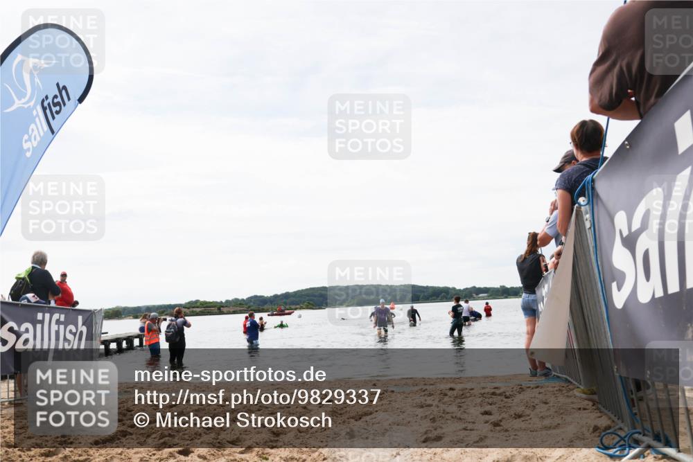 21.06.2026 - Viking Triathlon Michael Strokosch http://msf.ph/oto/9829337 21.06.2026 10:56:04 Schwimmen 264 meine-sportfotos.de
