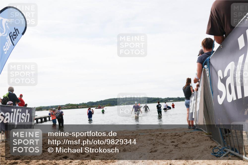 21.06.2026 - Viking Triathlon Michael Strokosch http://msf.ph/oto/9829344 21.06.2026 10:56:07 Schwimmen 117 meine-sportfotos.de