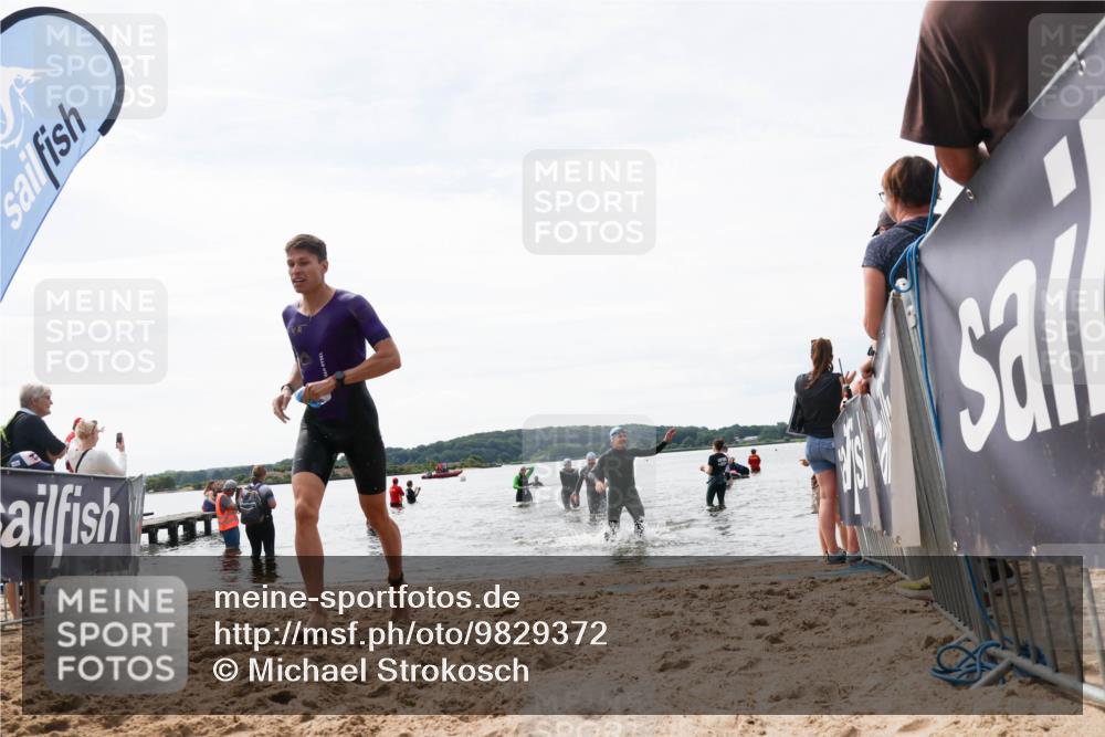 21.06.2026 - Viking Triathlon Michael Strokosch http://msf.ph/oto/9829372 21.06.2026 10:56:16 Schwimmen 117, 357, 502 meine-sportfotos.de