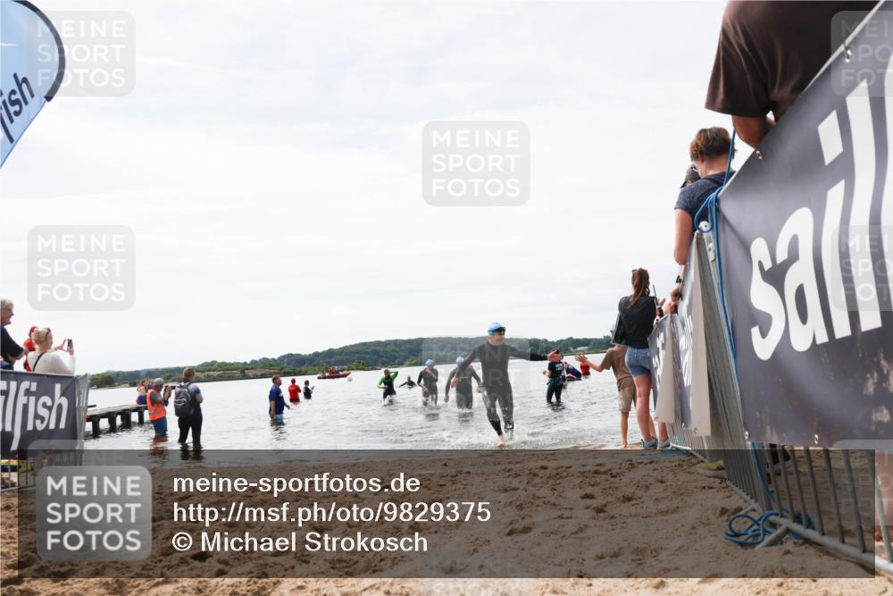 21.06.2026 - Viking Triathlon Michael Strokosch http://msf.ph/oto/9829375 21.06.2026 10:56:17 Schwimmen 24, 117, 357, 502 meine-sportfotos.de