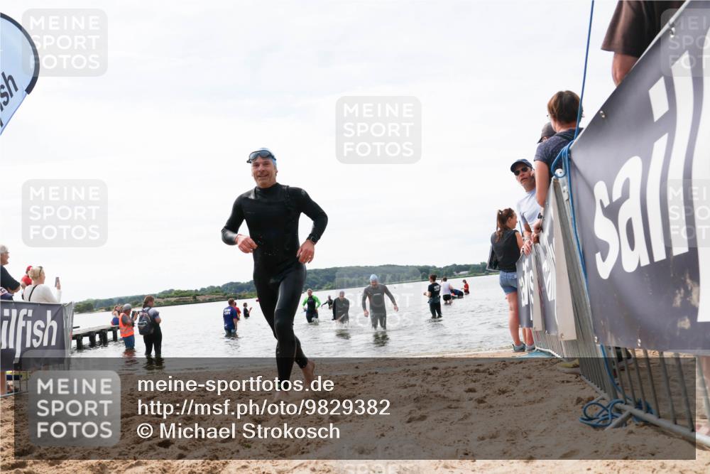 21.06.2026 - Viking Triathlon Michael Strokosch http://msf.ph/oto/9829382 21.06.2026 10:56:19 Schwimmen 24, 117, 357, 502 meine-sportfotos.de