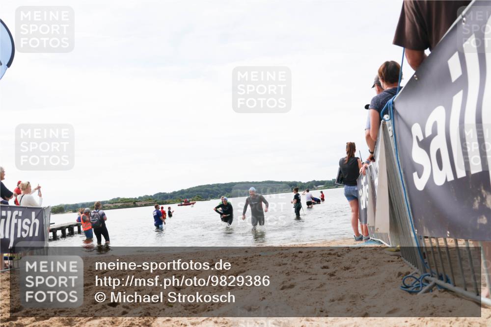 21.06.2026 - Viking Triathlon Michael Strokosch http://msf.ph/oto/9829386 21.06.2026 10:56:21 Schwimmen 24, 357, 502 meine-sportfotos.de