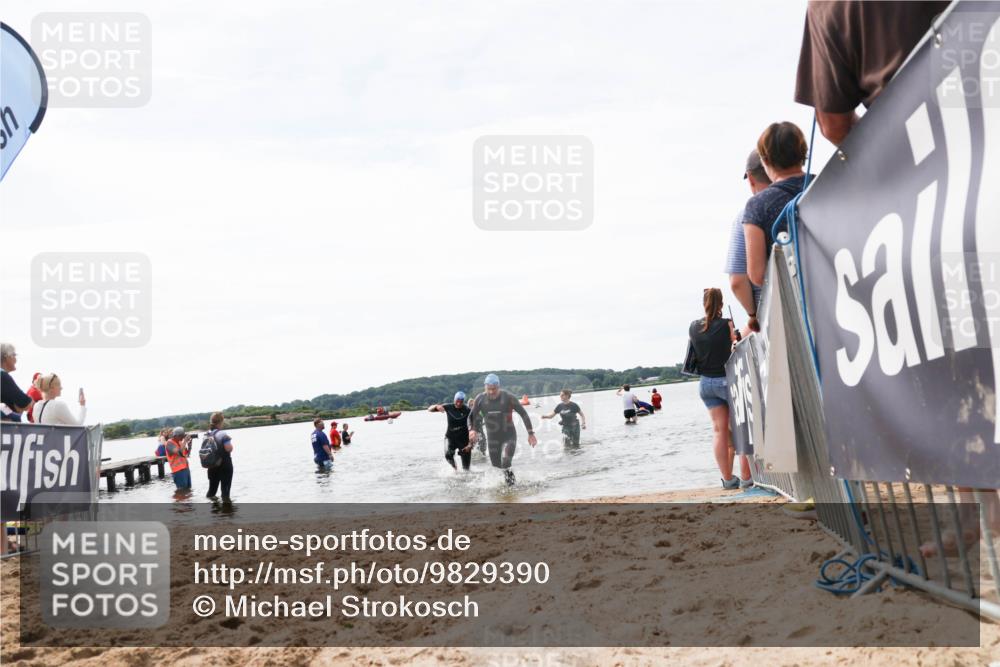 21.06.2026 - Viking Triathlon Michael Strokosch http://msf.ph/oto/9829390 21.06.2026 10:56:22 Schwimmen 24, 357, 502 meine-sportfotos.de