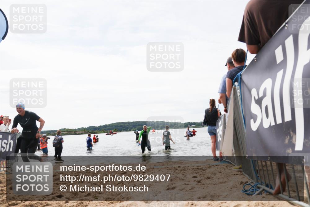 21.06.2026 - Viking Triathlon Michael Strokosch http://msf.ph/oto/9829407 21.06.2026 10:56:28 Schwimmen 24, 127, 357 meine-sportfotos.de