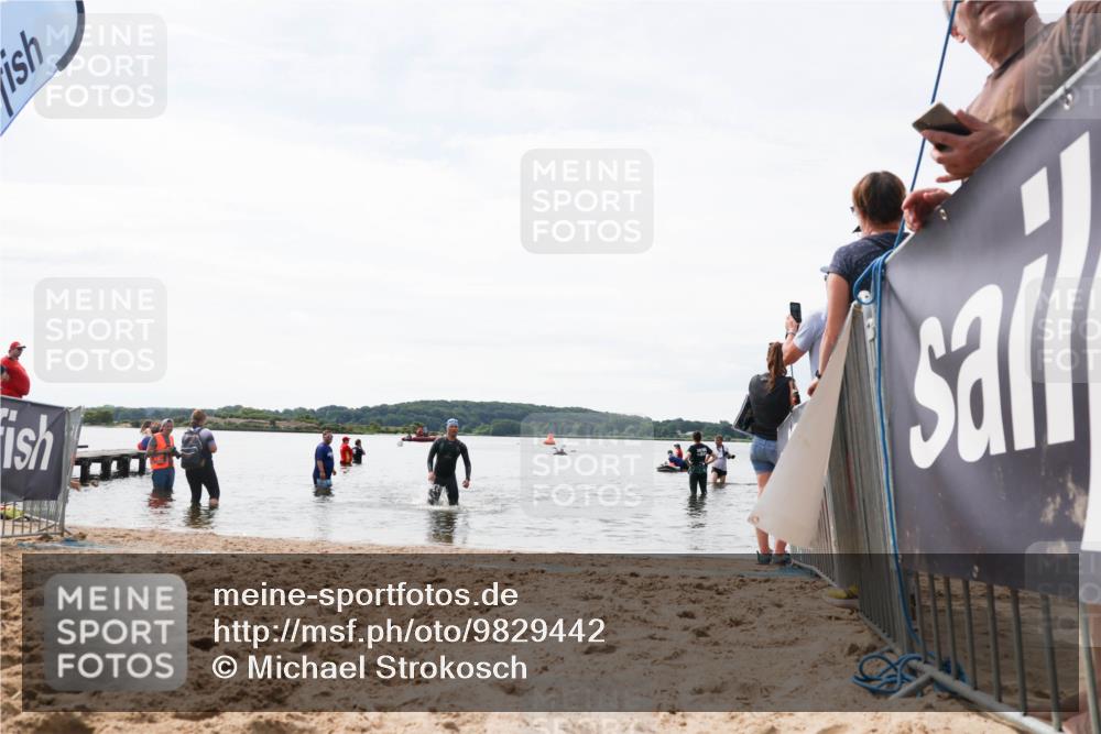 21.06.2026 - Viking Triathlon Michael Strokosch http://msf.ph/oto/9829442 21.06.2026 10:56:40 Schwimmen 374 meine-sportfotos.de