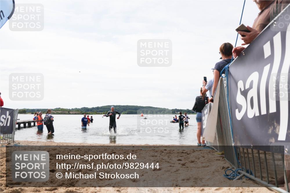 21.06.2026 - Viking Triathlon Michael Strokosch http://msf.ph/oto/9829444 21.06.2026 10:56:41 Schwimmen 374 meine-sportfotos.de