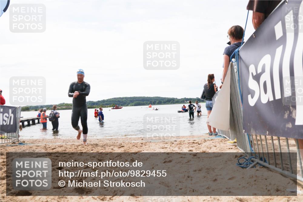 21.06.2026 - Viking Triathlon Michael Strokosch http://msf.ph/oto/9829455 21.06.2026 10:56:44 Schwimmen 374 meine-sportfotos.de