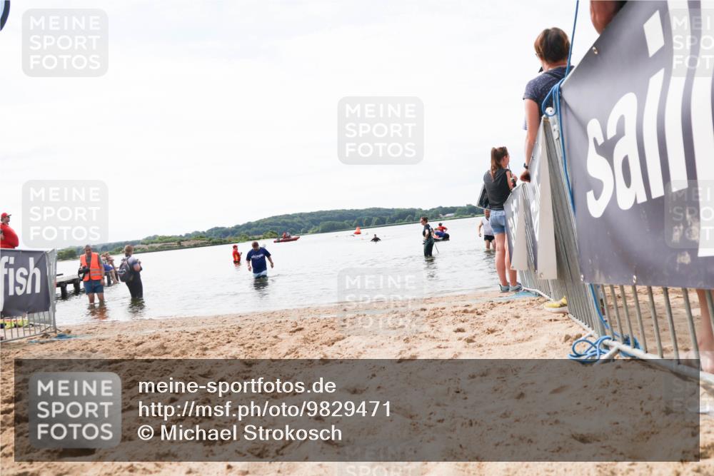 21.06.2026 - Viking Triathlon Michael Strokosch http://msf.ph/oto/9829471 21.06.2026 10:56:50 Schwimmen 374 meine-sportfotos.de