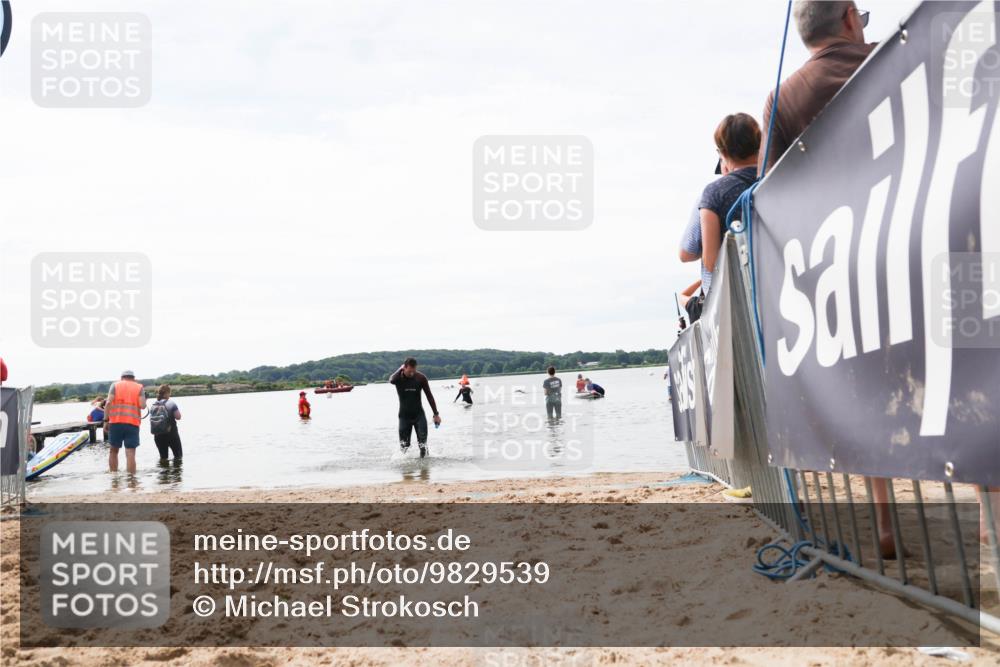 21.06.2026 - Viking Triathlon Michael Strokosch http://msf.ph/oto/9829539 21.06.2026 10:57:17 Schwimmen 401 meine-sportfotos.de