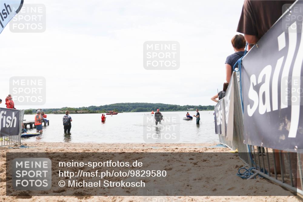 21.06.2026 - Viking Triathlon Michael Strokosch http://msf.ph/oto/9829580 21.06.2026 10:57:31 Schwimmen 652 meine-sportfotos.de