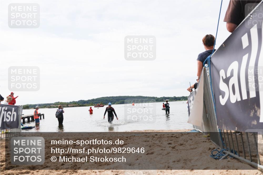 21.06.2026 - Viking Triathlon Michael Strokosch http://msf.ph/oto/9829646 21.06.2026 10:57:53 Schwimmen 224 meine-sportfotos.de