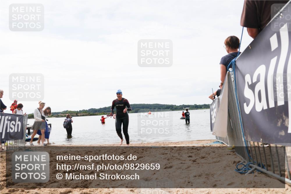 21.06.2026 - Viking Triathlon Michael Strokosch http://msf.ph/oto/9829659 21.06.2026 10:57:58 Schwimmen 224 meine-sportfotos.de