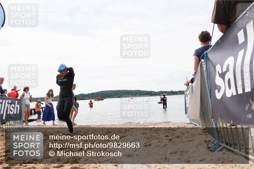 21.06.2026 - Viking Triathlon Michael Strokosch http://msf.ph/oto/9829663 21.06.2026 10:57:59 Schwimmen 224 meine-sportfotos.de
