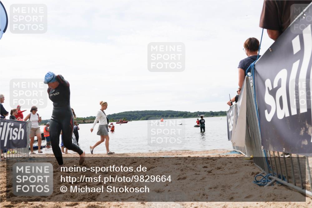 21.06.2026 - Viking Triathlon Michael Strokosch http://msf.ph/oto/9829664 21.06.2026 10:57:59 Schwimmen 224 meine-sportfotos.de