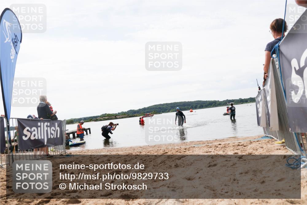 21.06.2026 - Viking Triathlon Michael Strokosch http://msf.ph/oto/9829733 21.06.2026 10:58:29 Schwimmen 439 meine-sportfotos.de