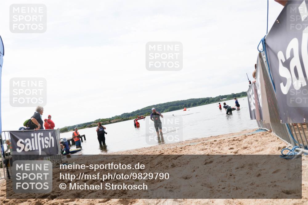21.06.2026 - Viking Triathlon Michael Strokosch http://msf.ph/oto/9829790 21.06.2026 10:58:48 Schwimmen 141 meine-sportfotos.de