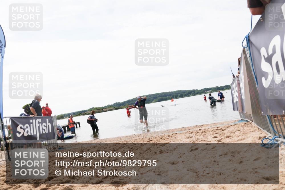 21.06.2026 - Viking Triathlon Michael Strokosch http://msf.ph/oto/9829795 21.06.2026 10:58:50 Schwimmen 141 meine-sportfotos.de