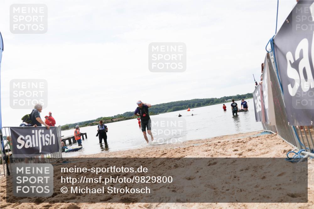 21.06.2026 - Viking Triathlon Michael Strokosch http://msf.ph/oto/9829800 21.06.2026 10:58:52 Schwimmen 141 meine-sportfotos.de