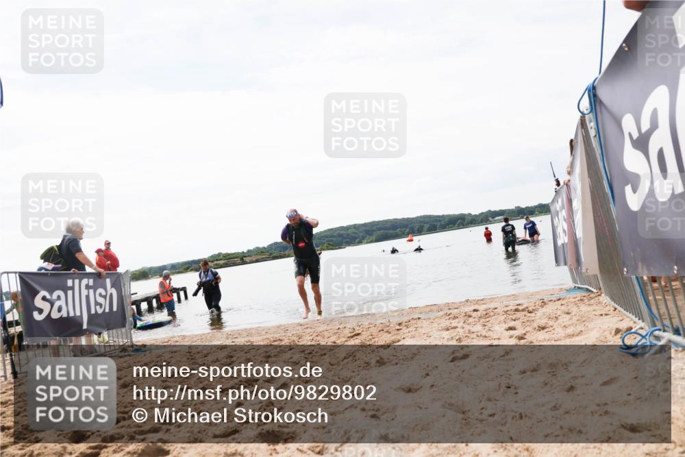 21.06.2026 - Viking Triathlon Michael Strokosch http://msf.ph/oto/9829802 21.06.2026 10:58:52 Schwimmen 141 meine-sportfotos.de