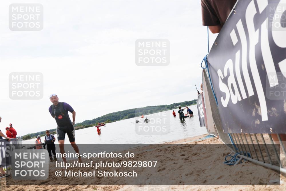 21.06.2026 - Viking Triathlon Michael Strokosch http://msf.ph/oto/9829807 21.06.2026 10:58:54 Schwimmen 141 meine-sportfotos.de
