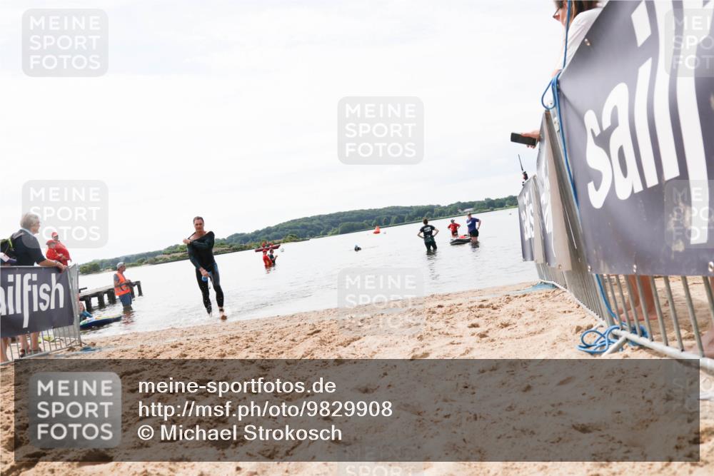 21.06.2026 - Viking Triathlon Michael Strokosch http://msf.ph/oto/9829908 21.06.2026 10:59:27 Schwimmen 253 meine-sportfotos.de