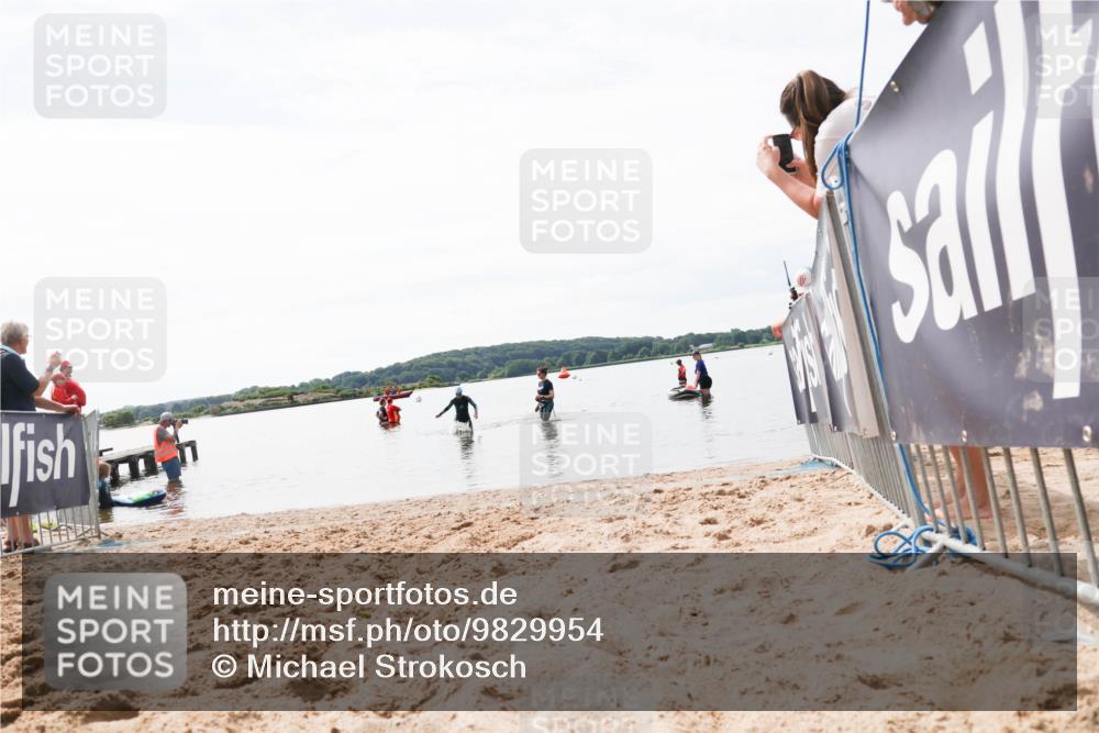 21.06.2026 - Viking Triathlon Michael Strokosch http://msf.ph/oto/9829954 21.06.2026 10:59:43 Schwimmen 542 meine-sportfotos.de