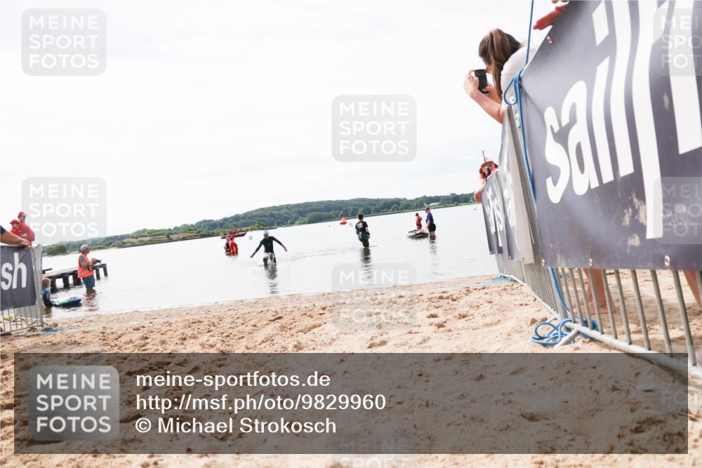 21.06.2026 - Viking Triathlon Michael Strokosch http://msf.ph/oto/9829960 21.06.2026 10:59:45 Schwimmen 542 meine-sportfotos.de
