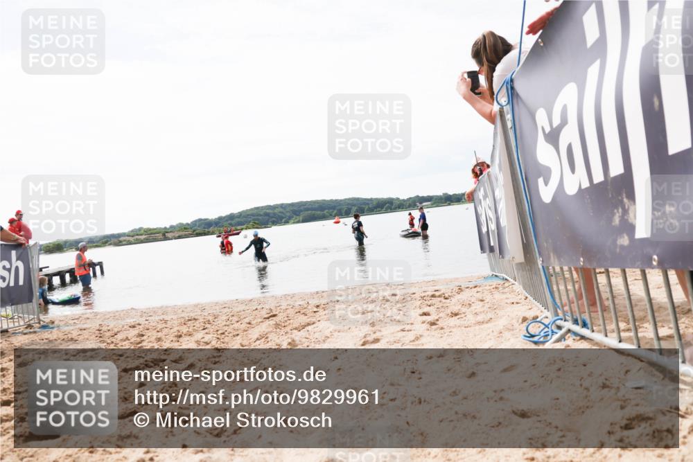 21.06.2026 - Viking Triathlon Michael Strokosch http://msf.ph/oto/9829961 21.06.2026 10:59:46 Schwimmen 542 meine-sportfotos.de