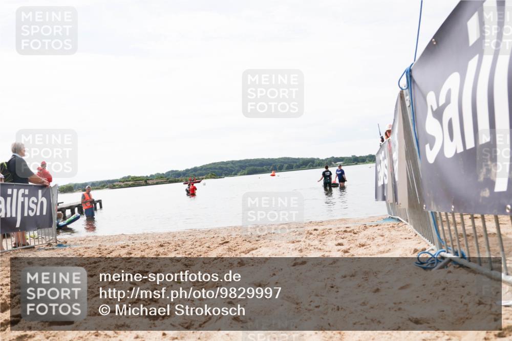 21.06.2026 - Viking Triathlon Michael Strokosch http://msf.ph/oto/9829997 21.06.2026 10:59:57 Schwimmen 542 meine-sportfotos.de