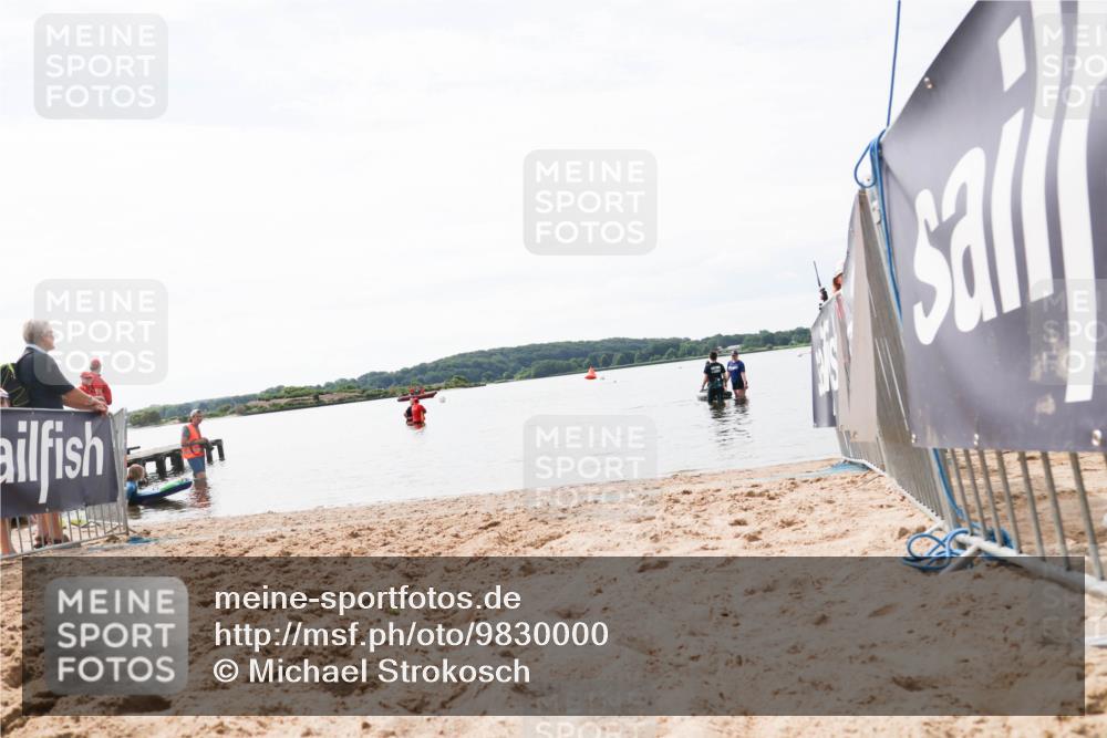 21.06.2026 - Viking Triathlon Michael Strokosch http://msf.ph/oto/9830000 21.06.2026 10:59:58 Schwimmen 542 meine-sportfotos.de