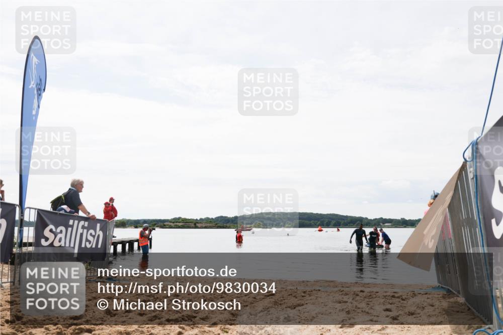 21.06.2026 - Viking Triathlon Michael Strokosch http://msf.ph/oto/9830034 21.06.2026 11:01:01 Schwimmen 71 meine-sportfotos.de