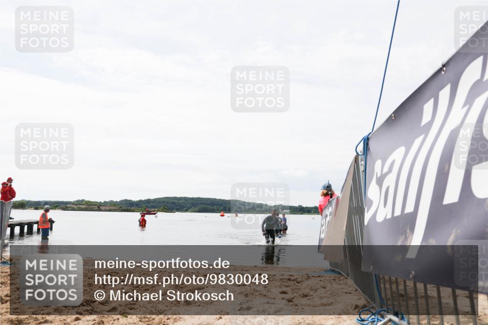 21.06.2026 - Viking Triathlon Michael Strokosch http://msf.ph/oto/9830048 21.06.2026 11:01:05 Schwimmen 71 meine-sportfotos.de